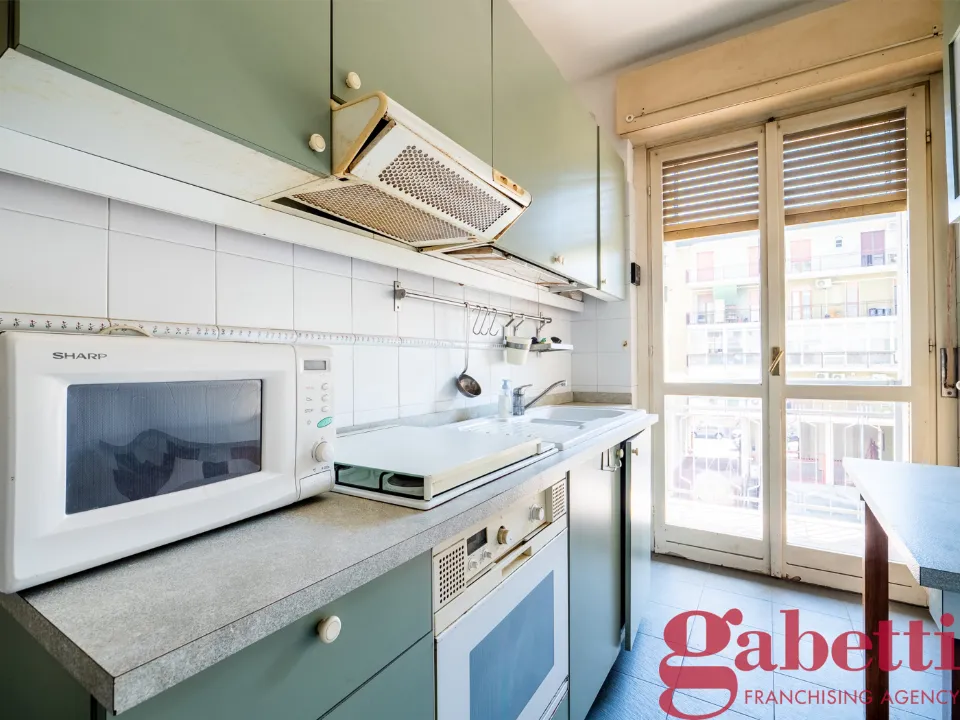 Cuisine - Triplex with Balconies in Lambrate, Milan