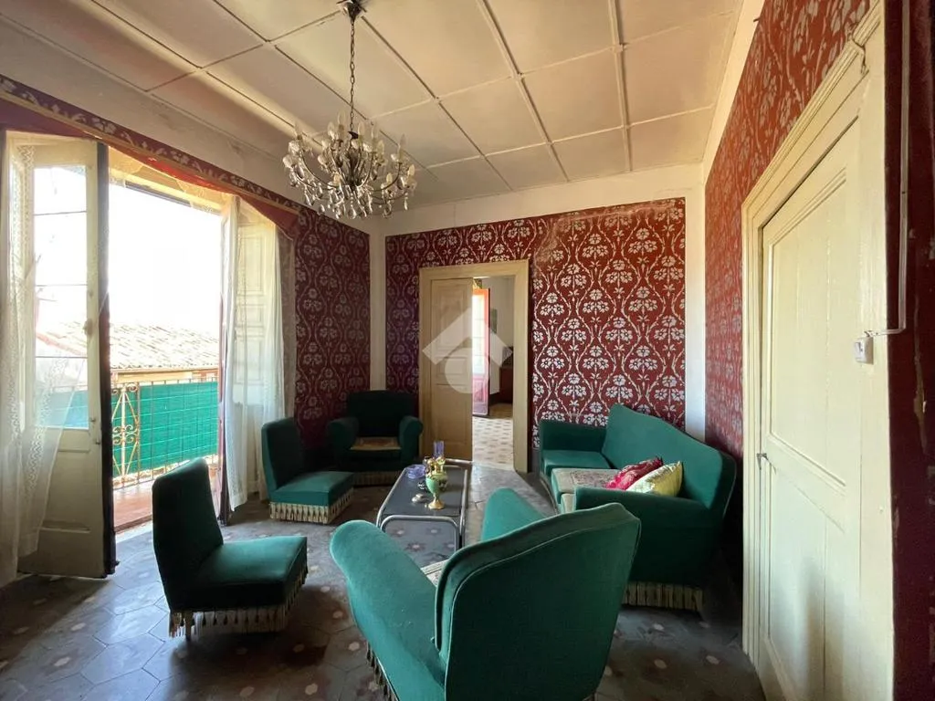 Elutuba - Historic Apartment with Balconies in Cosenza