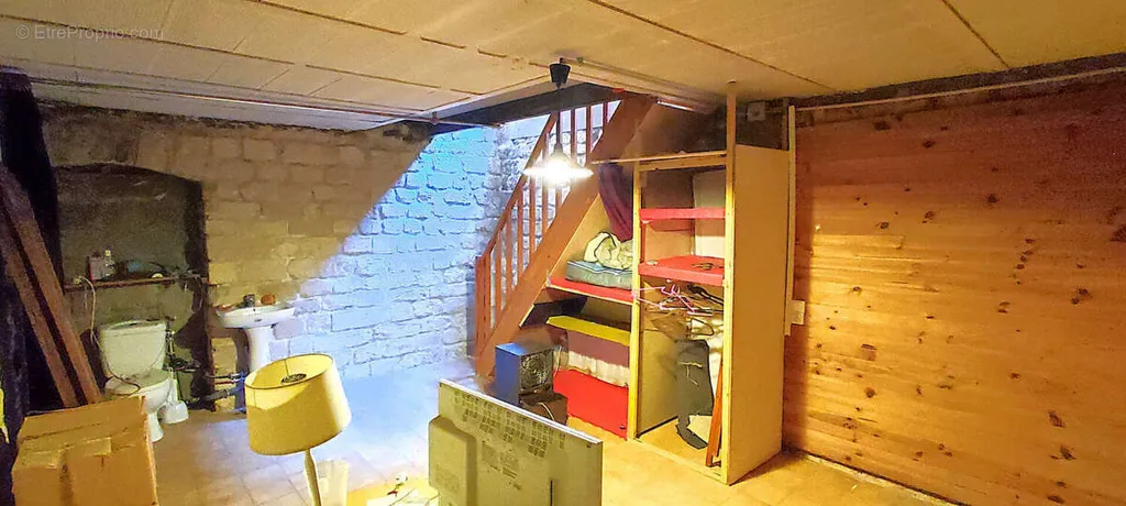 Pesuköök - Converted Flat with Courtyard in Montmartre