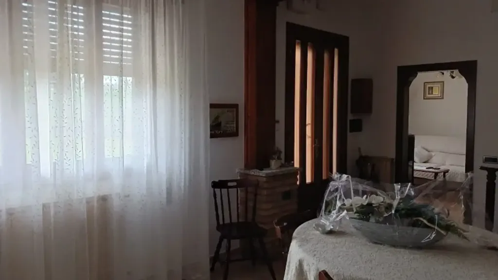 Salle à manger - Rustic House with Garden near Canalbianco, Ceregnano