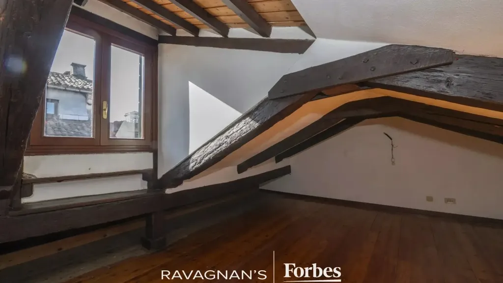 Pièces - Luxury Penthouse with Canal View in Venice
