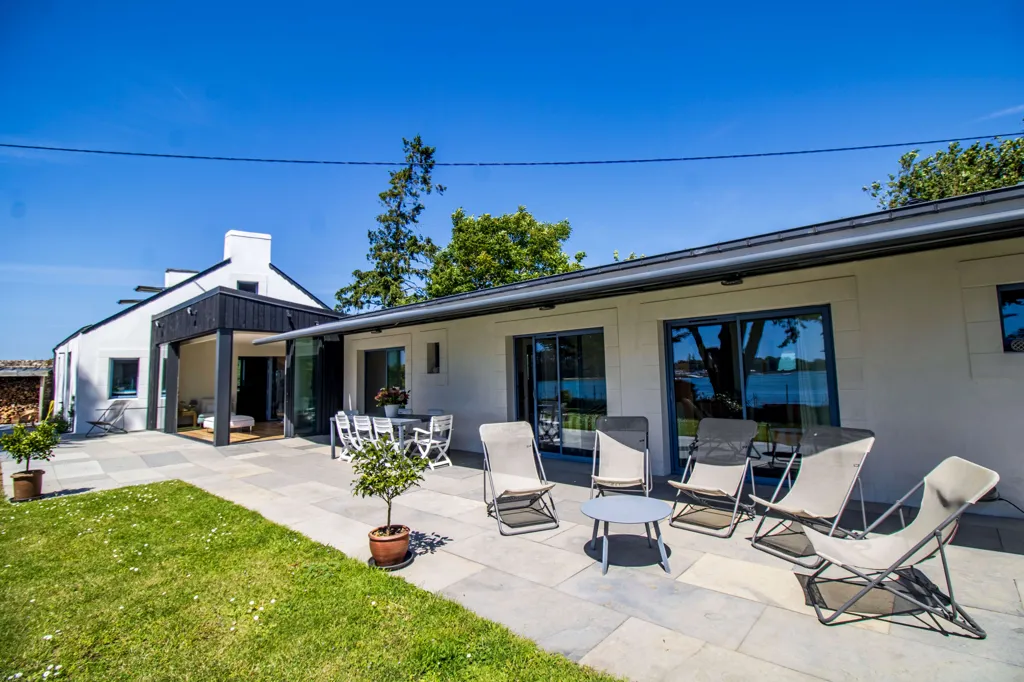 Terrass - Breton House with Sea View in Arradon