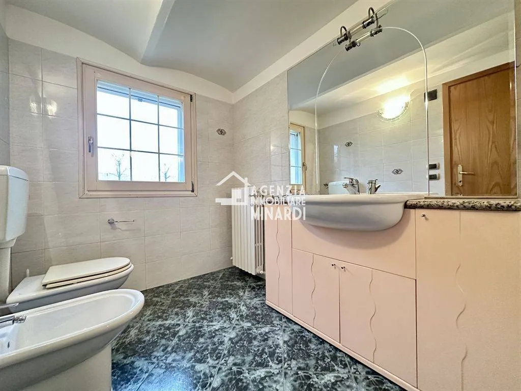 Vannitoad - Independent House with Garden in Faenza