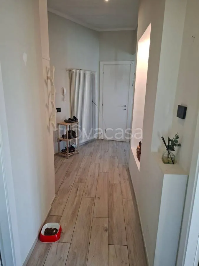 hallway_entrance