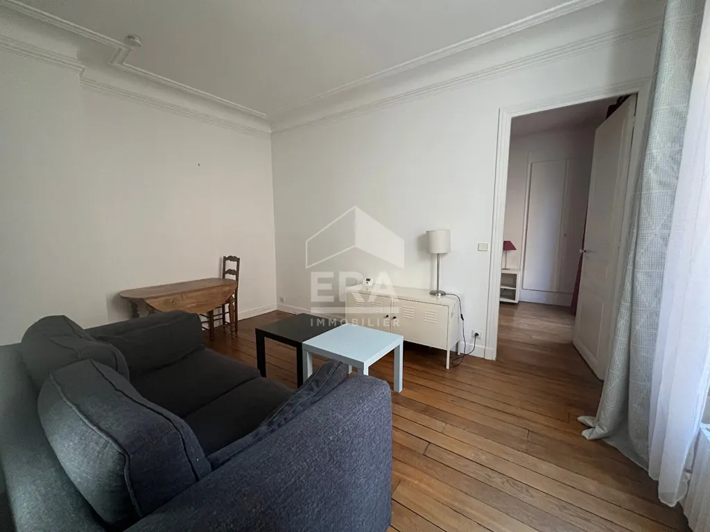 Séjour - Appartement Meublé 2 Pièces à Paris Batignolles