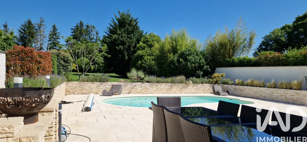 Piscina - House with Pool in Armentières-en-Brie