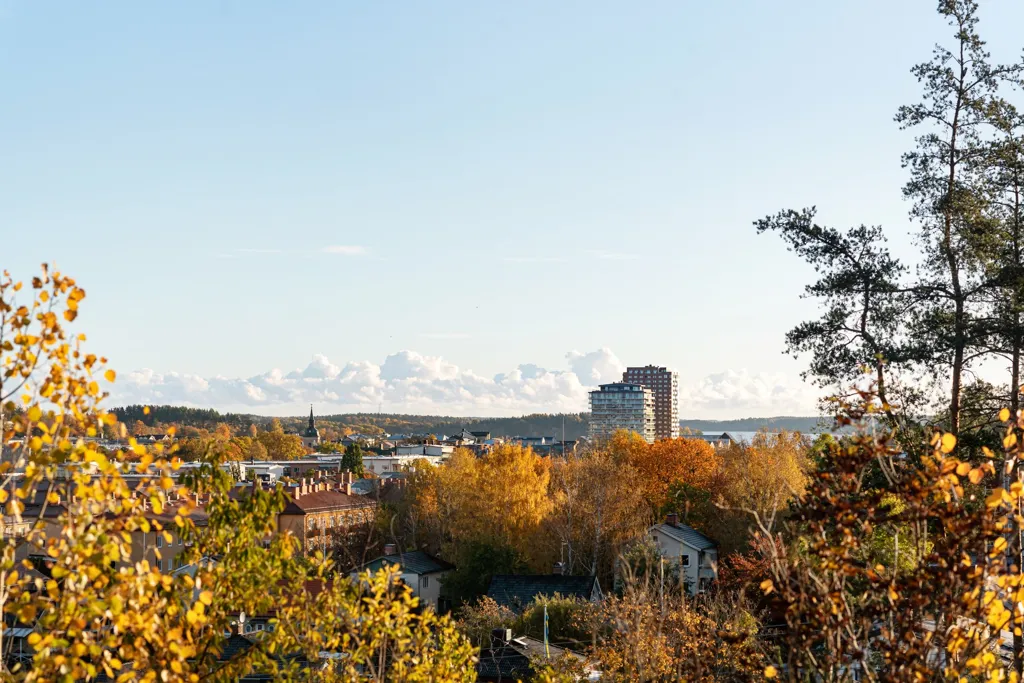 Efficient Apartment with Two-Aspect Windows in Norrtälje