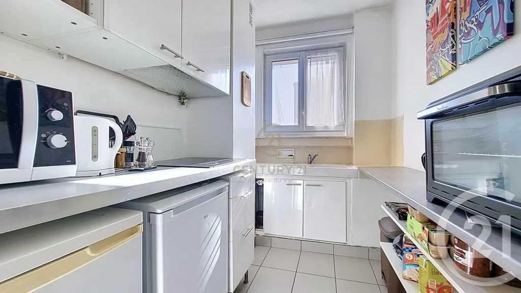 Köök - Studio with Balcony in Le Perreux-sur-Marne
