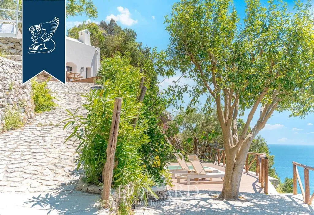 Terrazza - Restored Villa with Sea View in Maiori