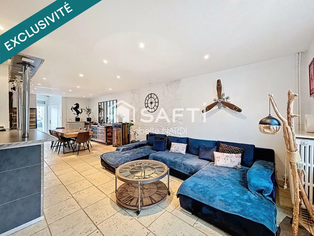 Séjour - Maison Rénovée avec Piscine à Knutange