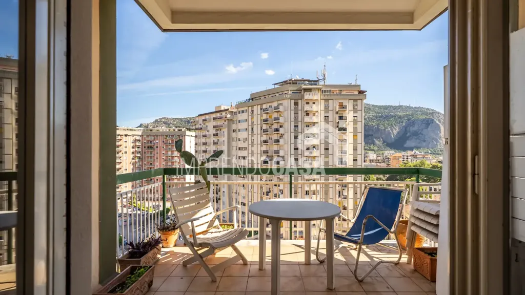 Balcon - Panoramic Penthouse with Terrace in Palermo