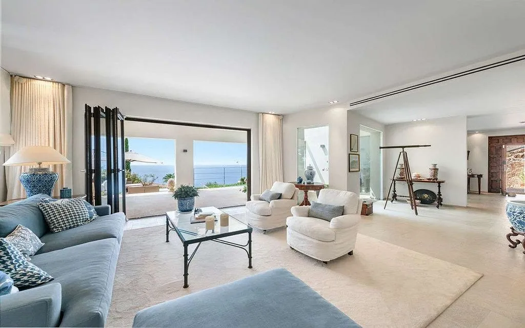 Elutuba - Chalet with Pool and Sea Views in Santa Ponça