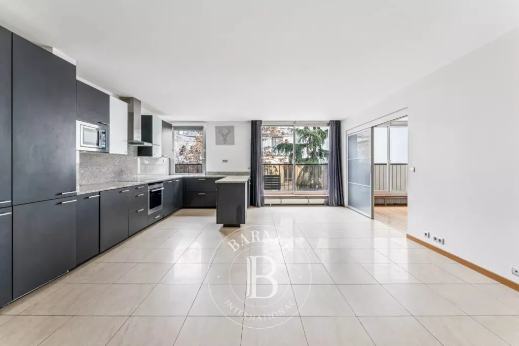 Köök - Luxury Paris 16th Flat with Balcony