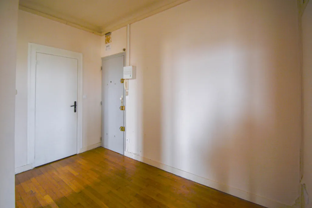 Pièces - Appartement avec Digicode et Interphone à Pithiviers