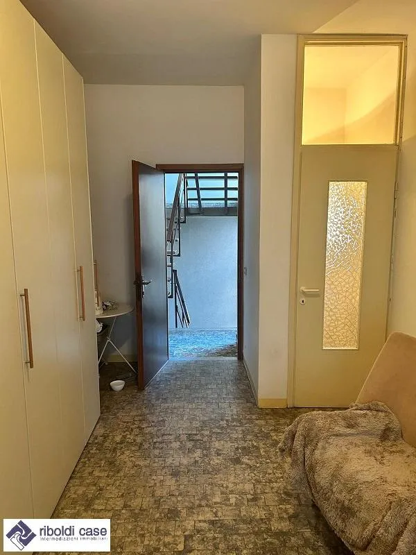 Magamistoad - Terraced House with Balconies in Cesano Maderno