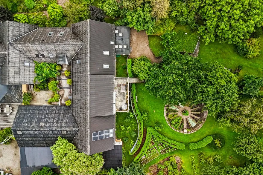 Õhuvaade - Course Centre with Historic Charm near Svendborg