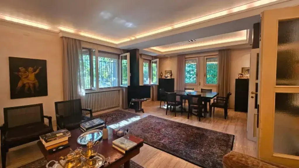 Elutuba - Architect-Designed Villa with Private Garden in Soliera
