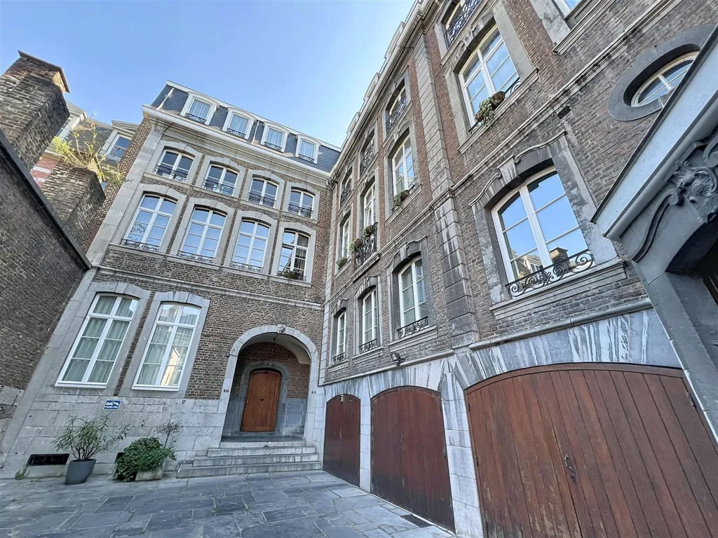 Extérieur - Appartement de Luxe avec Garage et Jardin à Liège
