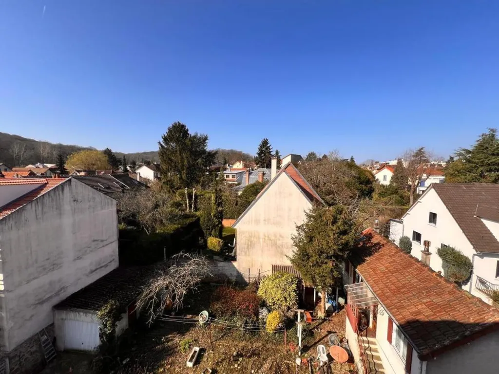 Õhuvaade - Studio with Balcony near RER C in Chaville