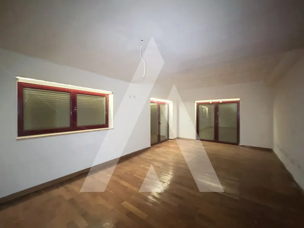 Rooms - Isolated House with Indoor Pool in Pombal