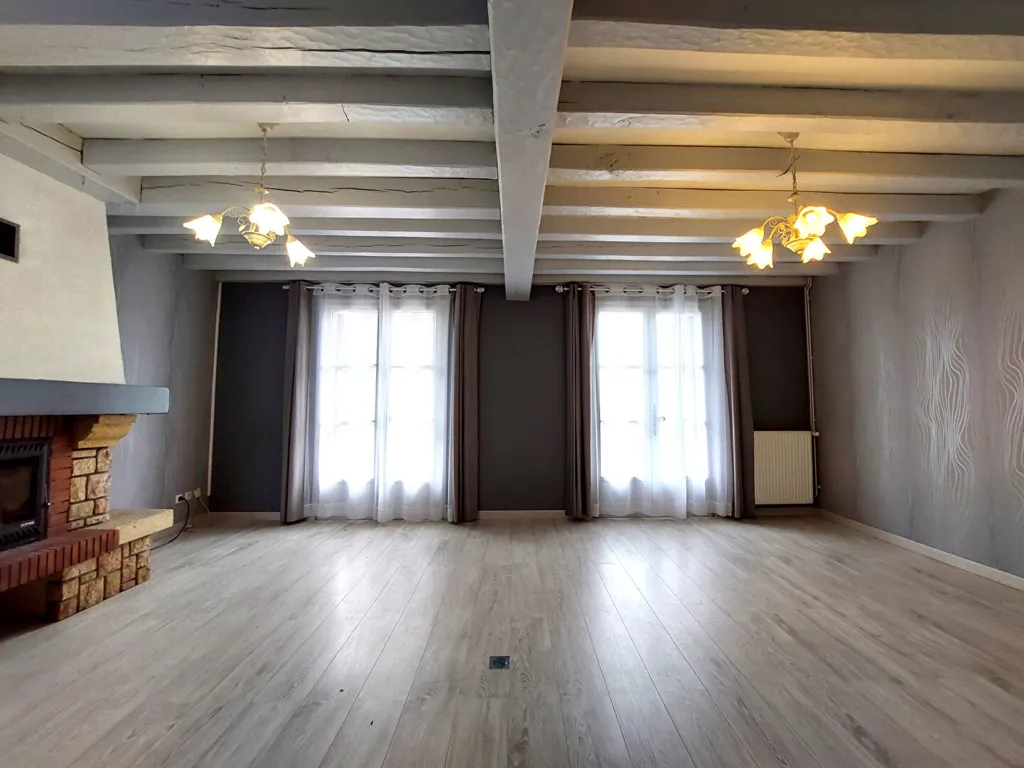 Living Room - Spacious House with Garden in Heudebouville