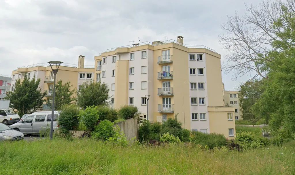 Välivaade - 4-Bedroom Flat in Noyon
