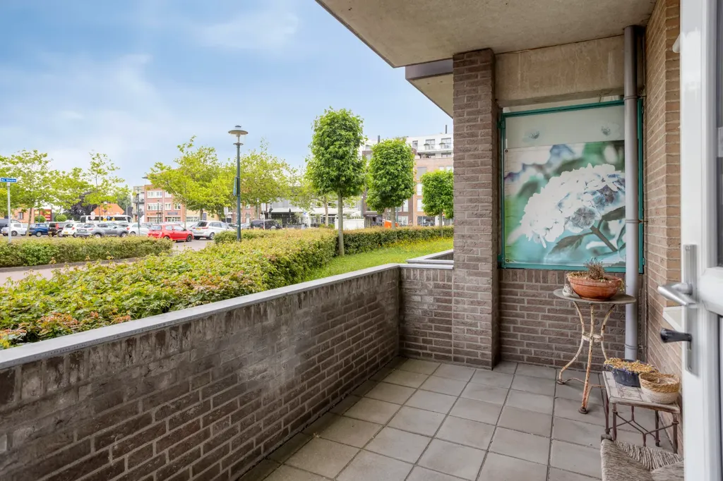Rõdu - Ground Floor Flat with Garage in Hulst