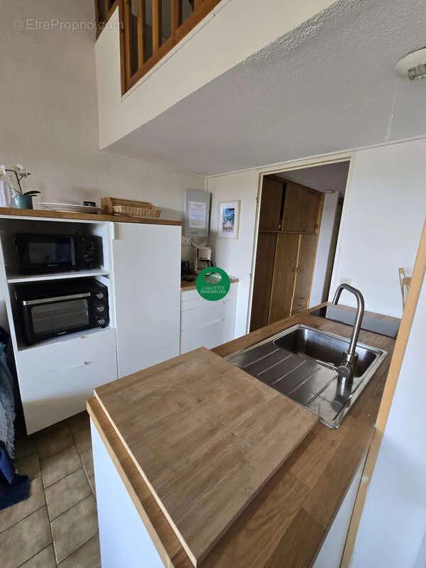 Cuisine - Appartement Duplex avec Terrasse au Cœur des Sablettes