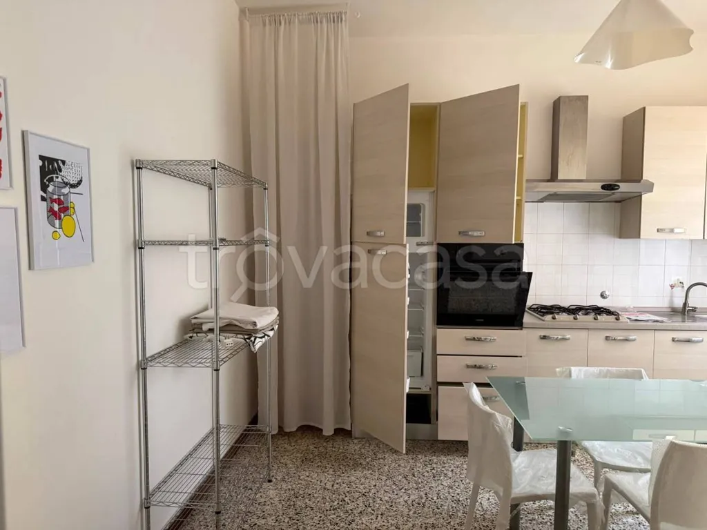Central Apartment with Balcony in Modena