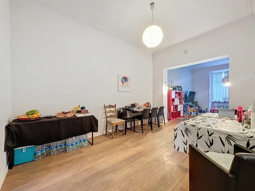 Sala da pranzo - 2-Bedroom Apartment with Elevator in Anderlecht