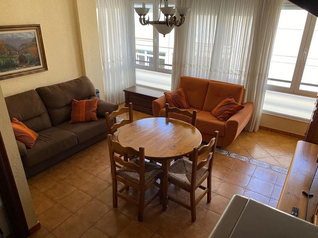 Salle à manger - Apartment with South-Facing Terrace in Noja