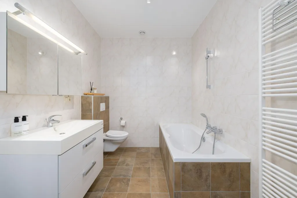 Vannitoad - Luxury Penthouse with Castle View in Beeckendael