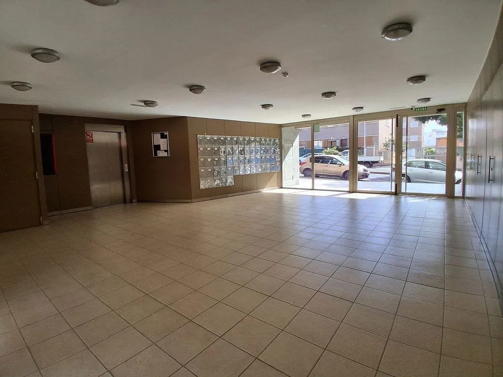 hallway_entrance