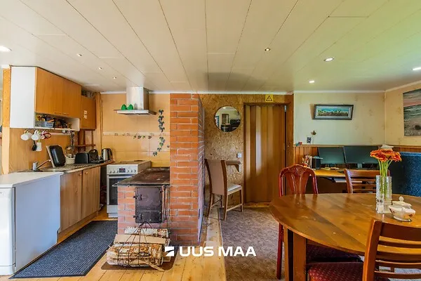Dining Room - Traditional Cottage with Garden in Valga