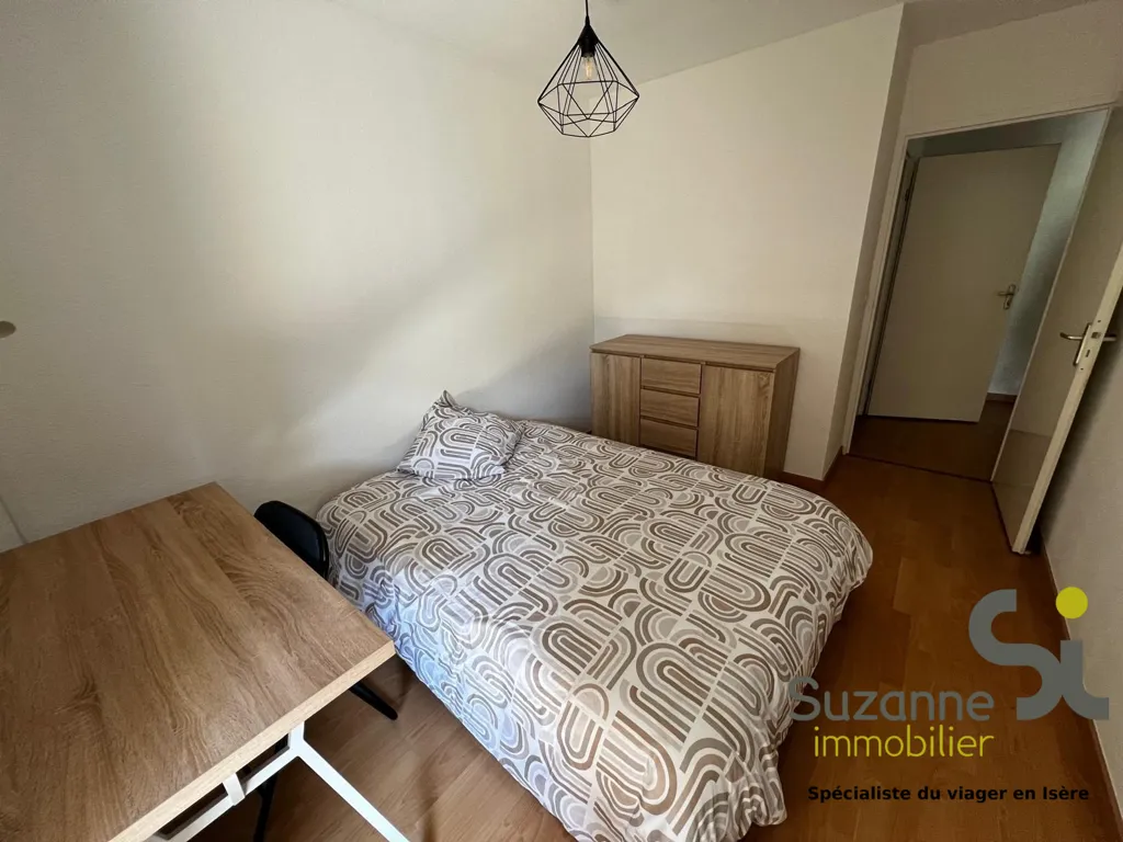 Chambres - Appartement Meublé avec Terrasse à Grenoble