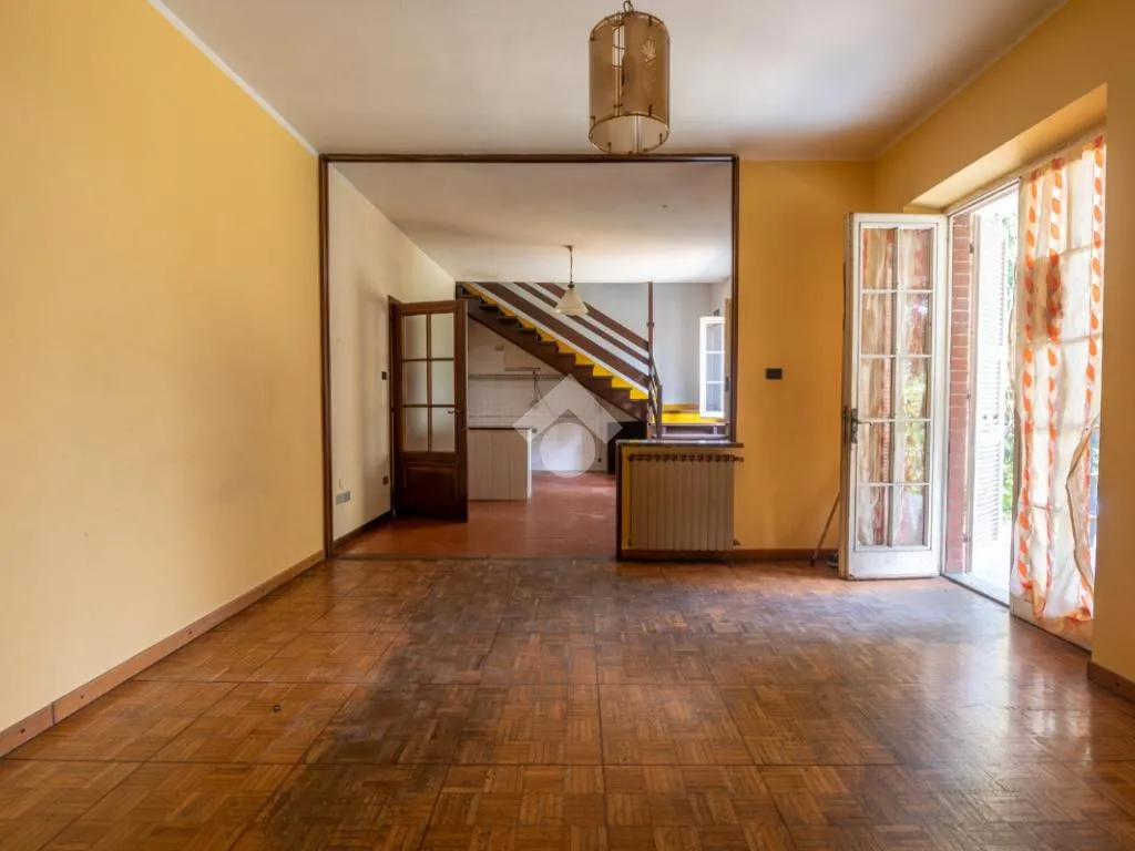 Elutuba - Independent Villa with Garden near Revello