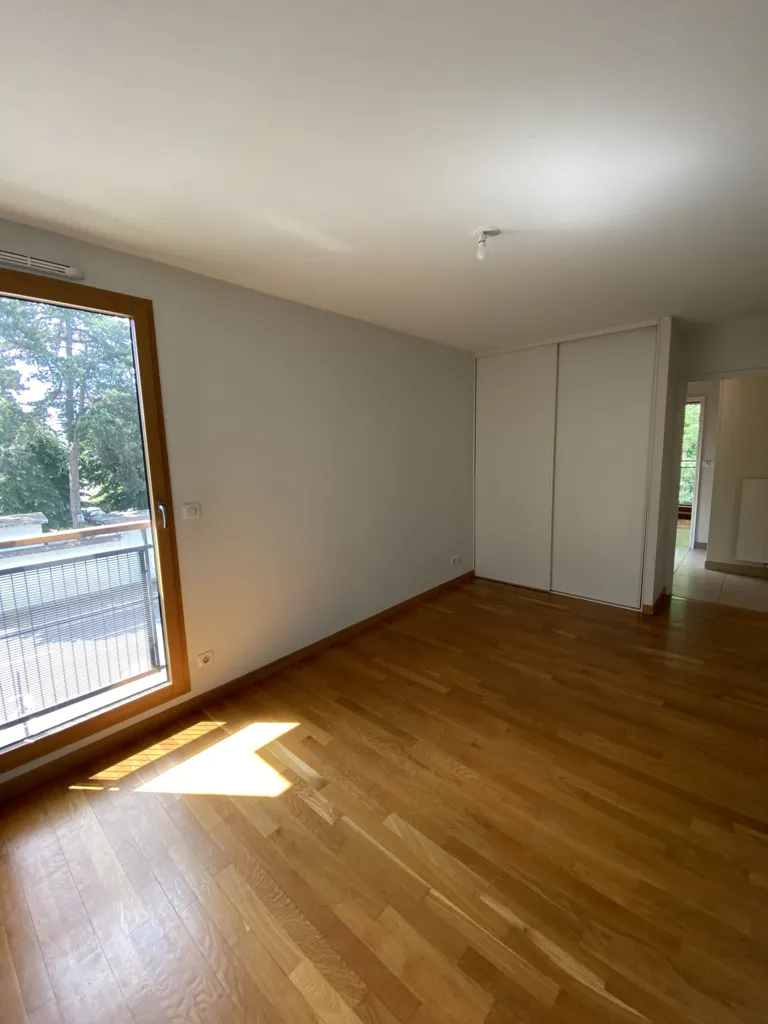 Séjour - Duplex avec Terrasse dans Résidence de Standing à Lyon 5