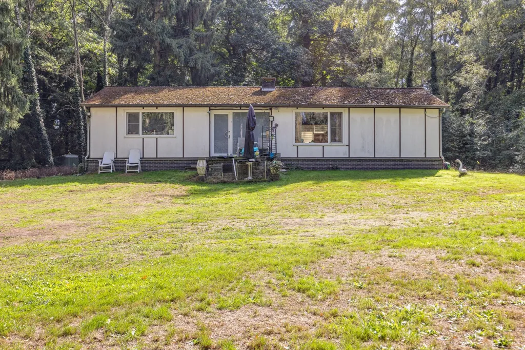 Exterior - Building Plot with Renovation Potential in Lummen
