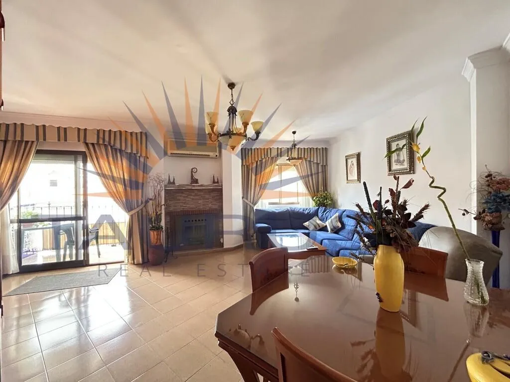 Dining Room - Apartment with Balconies in Algarrobo