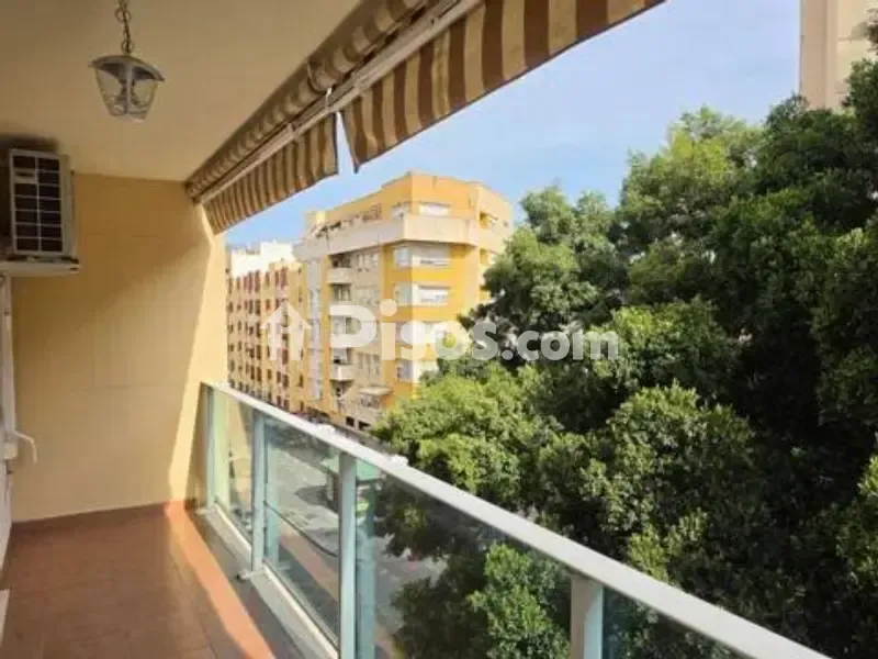 Rõdu - Spacious Apartment with Balcony in Málaga