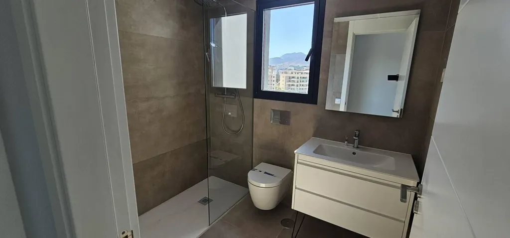 Bagni - Beachfront Apartment with Sea Views in Torremolinos