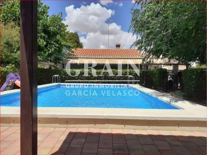 Bassein - Chalet with Pool in Albacete