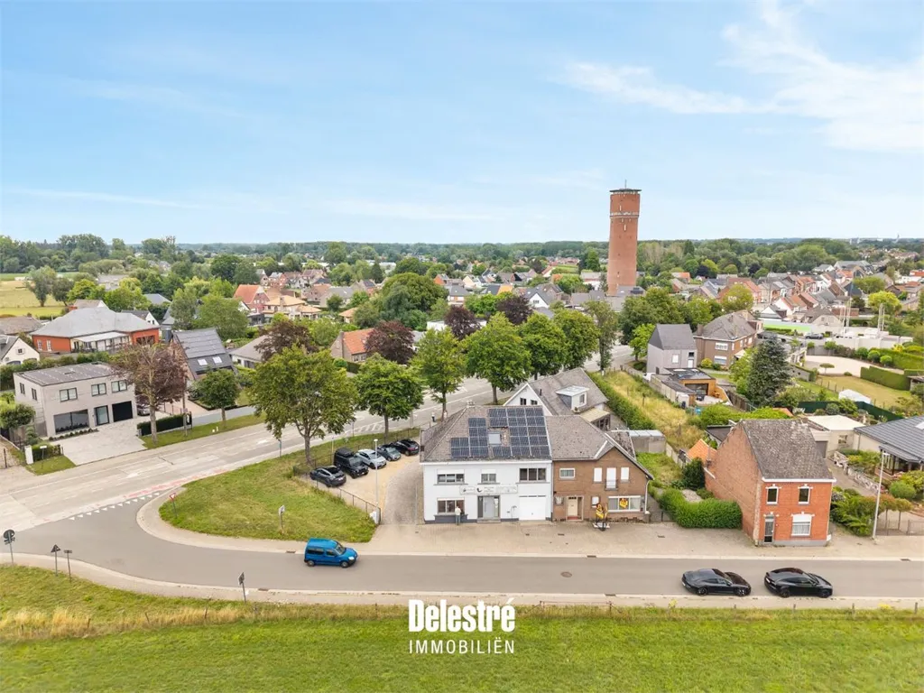 Vue aérienne - Propriétés Commerciales avec Vue sur la Route à Erpe-Mere