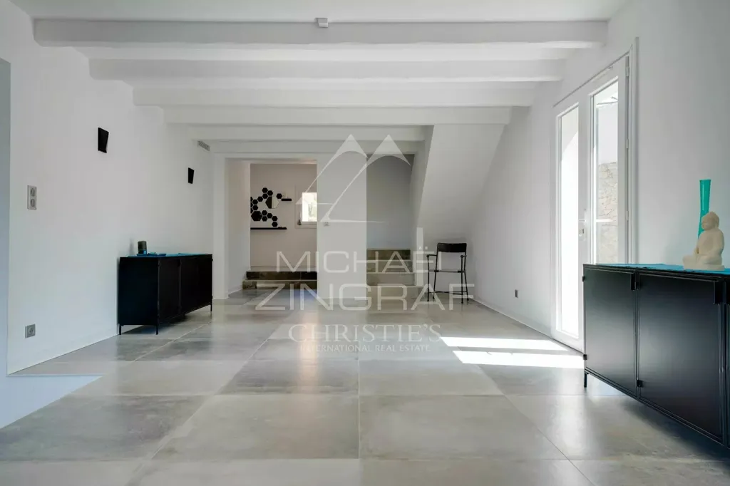 Esik - Villa with Sea View in Ensues-la-Redonne