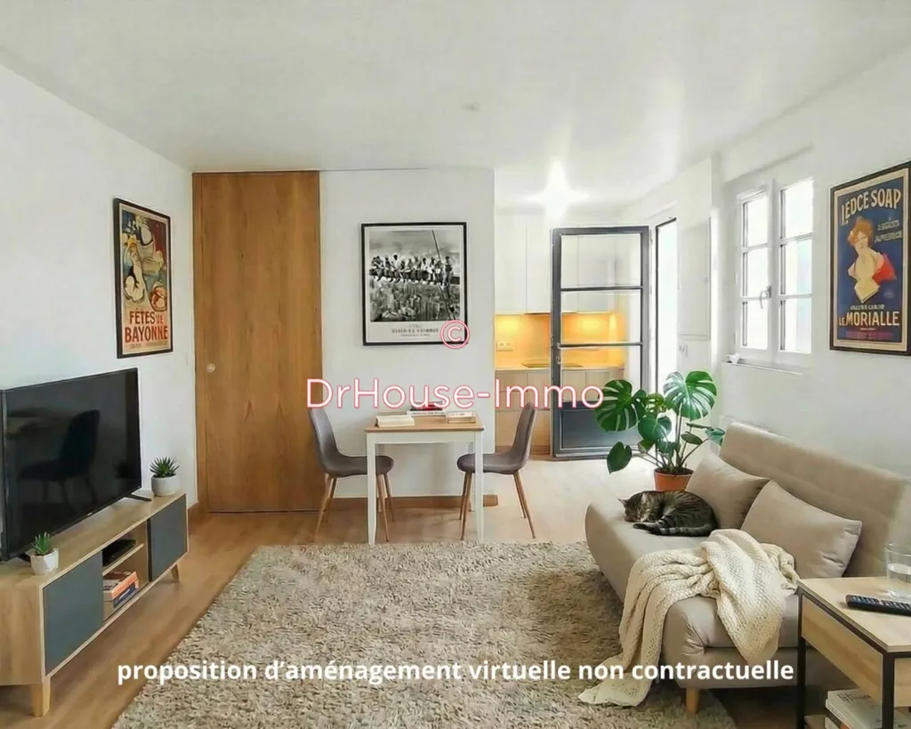 Séjour - Appartement Rénové à Beaurivage à Biarritz