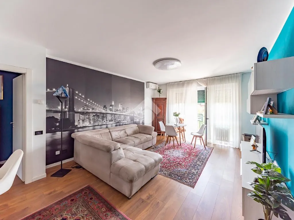 Soggiorno - Fully Rented 3-Bedroom in Lainate Centre