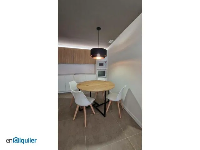 Salle à manger - Newly Finished Flat with A/C in Vinalesa