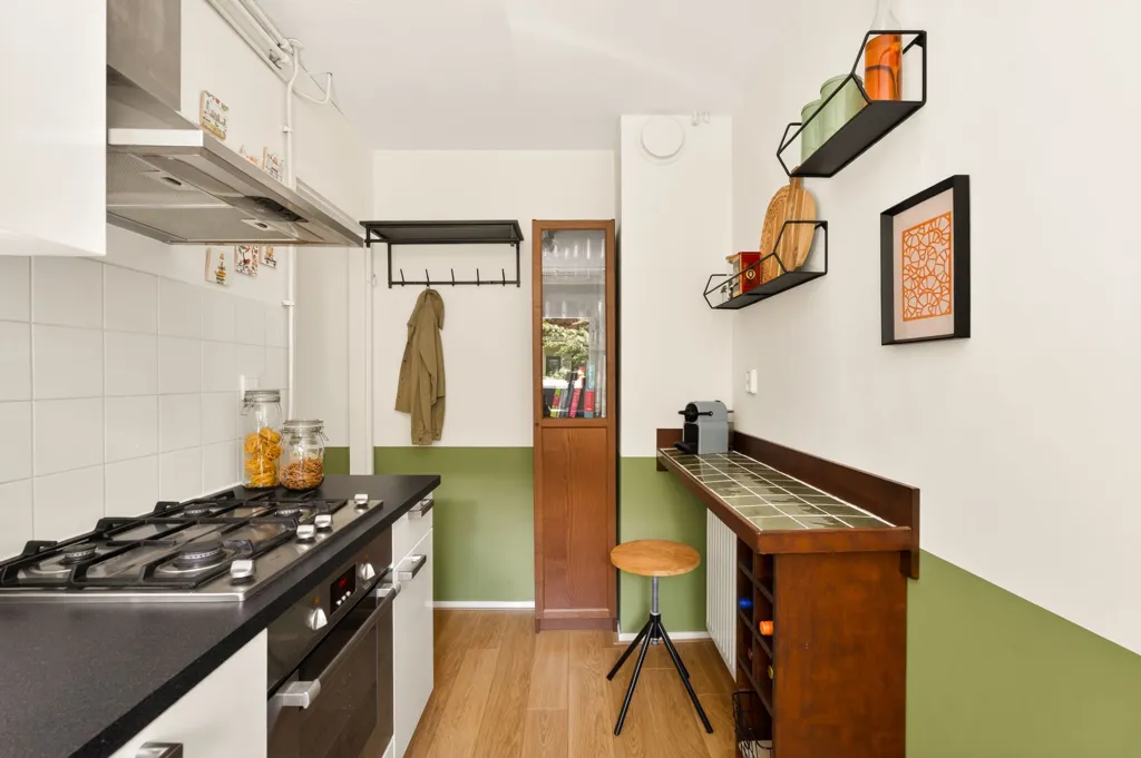 Cuisine - Charming Apartment with Balcony in Transvaalbuurt
