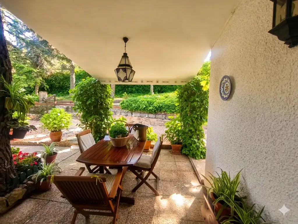 Terrasse - Chalet with Pool and Terrace in Robledo de Chavela