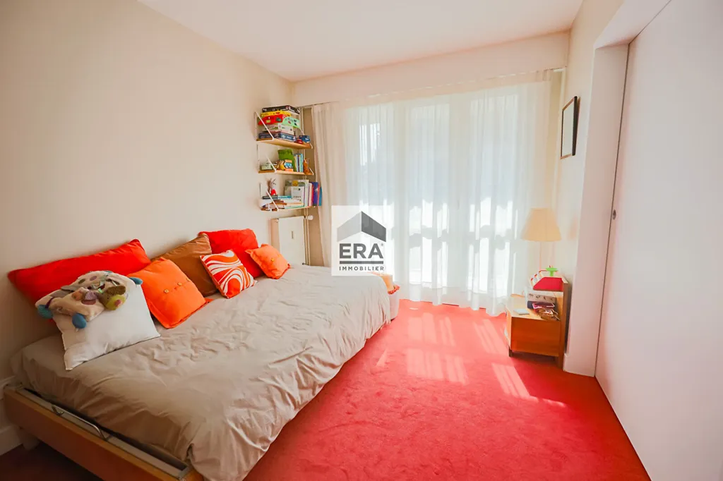 Magamistoad - Duplex with Large Terrace in Paris